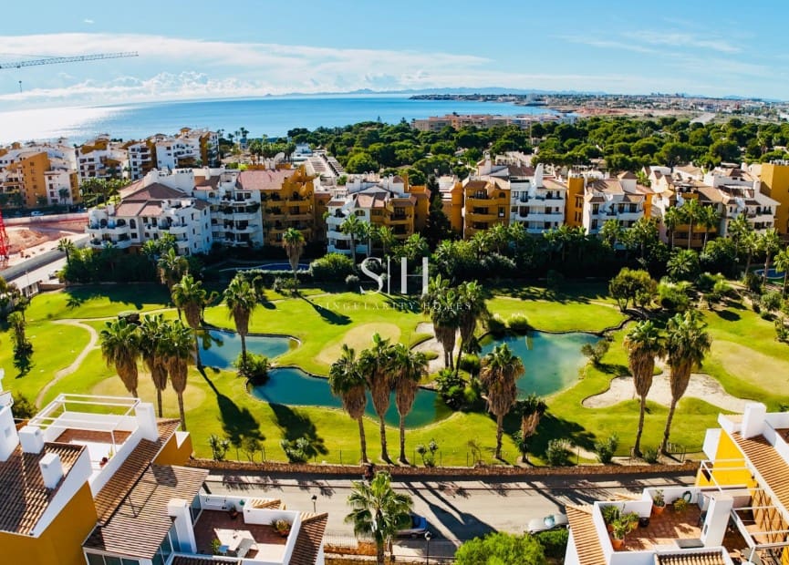 2 slaapkamer Appartement te koop in Orihuela Costa met zwembad garage - € 260.000 (Ref: 9395244)