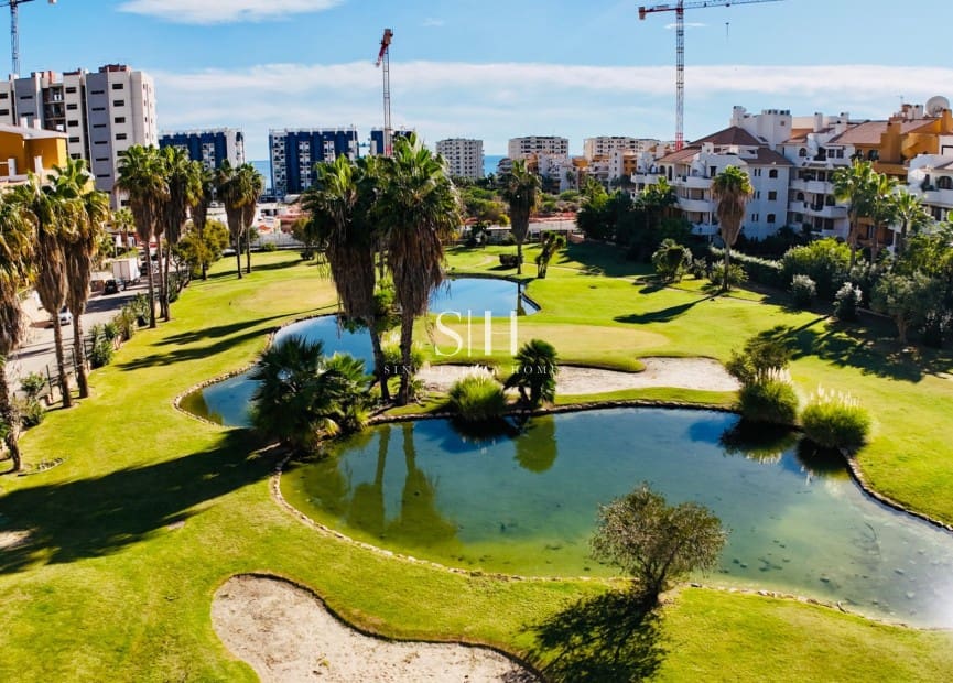 2 slaapkamer Appartement te koop in Orihuela Costa met zwembad garage - € 260.000 (Ref: 9395244)