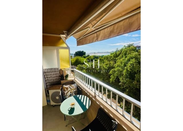 Apartamento de 3 habitaciones en Puerto Deportivo, Torrevieja en venta - 239.000 € (Ref: 9397796)