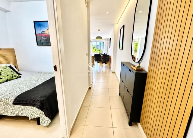 3 soveværelse Lejlighed til salg i Puerto Deportivo, Torrevieja - € 229.000 (Ref: 9397796)