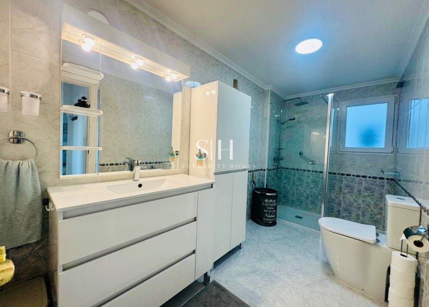 2 slaapkamer Appartement te koop in Playa Flamenca met zwembad - € 199.000 (Ref: 9410184)