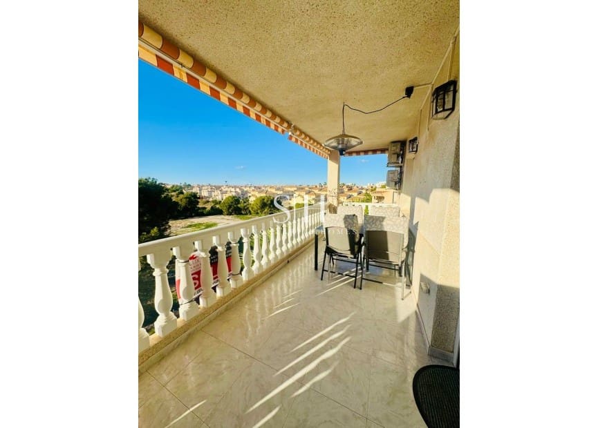 2 slaapkamer Appartement te koop in Playa Flamenca met zwembad - € 199.000 (Ref: 9410184)