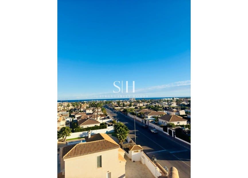 2 slaapkamer Appartement te koop in Playa Flamenca met zwembad - € 199.000 (Ref: 9410184)