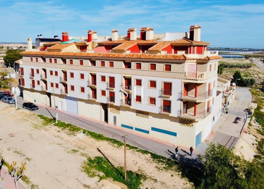 2 bedroom Apartment for sale in Avileses with garage - € 112,000 (Ref: 9410185)