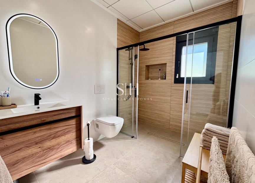 Chalet de 3 habitaciones en Rojales en venta con piscina garaje - 483.000 € (Ref: 9418748)
