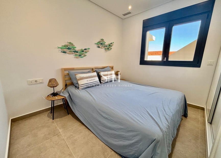 Chalet de 3 habitaciones en Rojales en venta con piscina garaje - 483.000 € (Ref: 9418748)