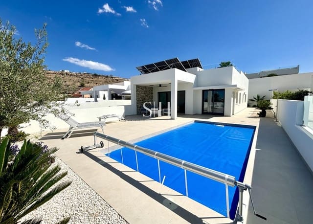 Chalet de 3 habitaciones en Ciudad Quesada, Rojales en venta con piscina garaje - 483.000 € (Ref: 9418748)