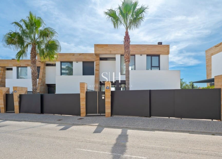 3 slaapkamer Villa te koop in Orihuela Costa - € 565.000 (Ref: 9426287)