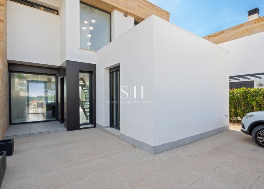 3 slaapkamer Villa te koop in Orihuela Costa - € 565.000 (Ref: 9426287)