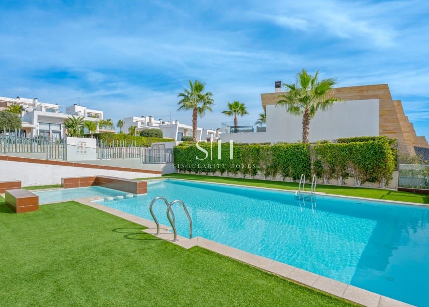 3 slaapkamer Villa te koop in Orihuela Costa - € 565.000 (Ref: 9426287)