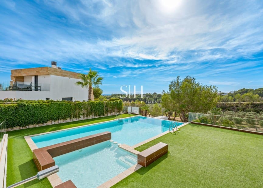 3 slaapkamer Villa te koop in Orihuela Costa - € 565.000 (Ref: 9426287)