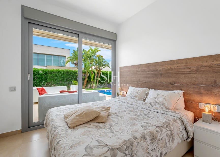 3 Zimmer Villa zu verkaufen in Orihuela Costa - 479.000 € (Ref: 9426289)