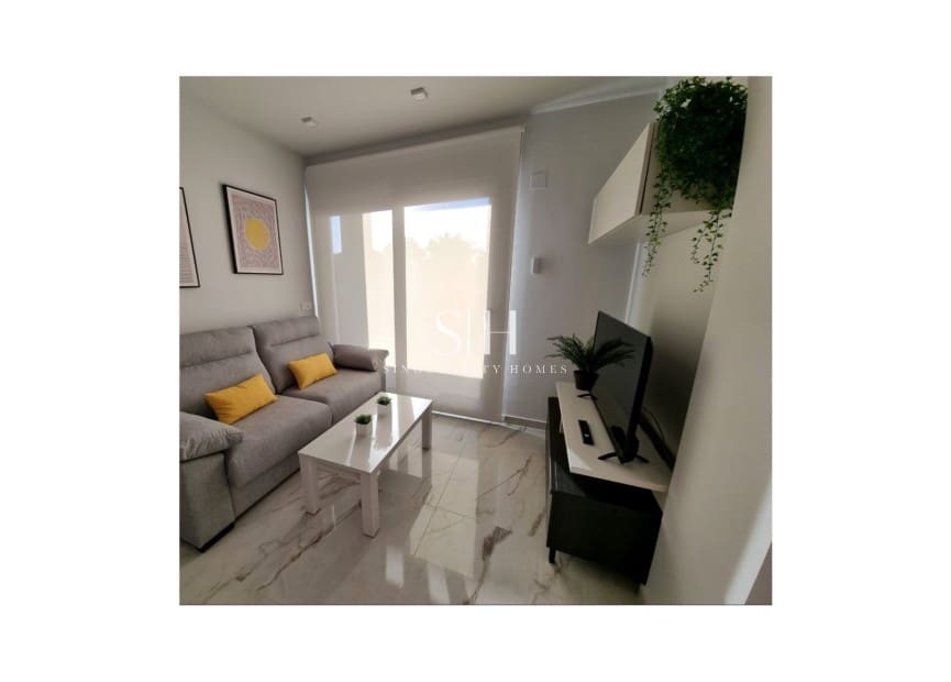 2 makuuhuone Huoneisto myytävänä paikassa Los Altos mukana uima-altaan 
autotalli - 229 000 € (Ref: 9426458)