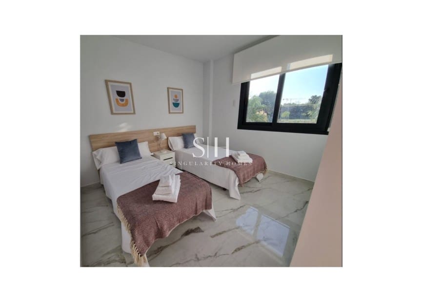 2 makuuhuone Huoneisto myytävänä paikassa Los Altos mukana uima-altaan 
autotalli - 229 000 € (Ref: 9426458)