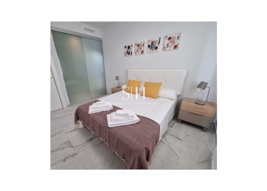 2 makuuhuone Huoneisto myytävänä paikassa Los Altos mukana uima-altaan 
autotalli - 229 000 € (Ref: 9426458)