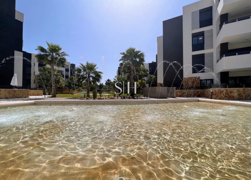 2 makuuhuone Huoneisto myytävänä paikassa Los Altos mukana uima-altaan 
autotalli - 229 000 € (Ref: 9426458)