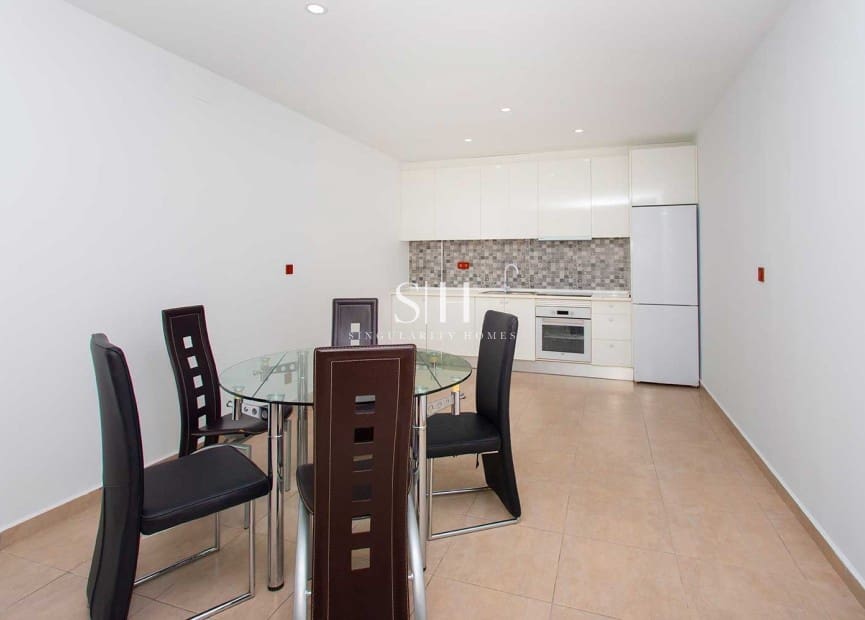 Chalet de 4 habitaciones en La Marquesa en venta con piscina garaje - 650.000 € (Ref: 9444611)