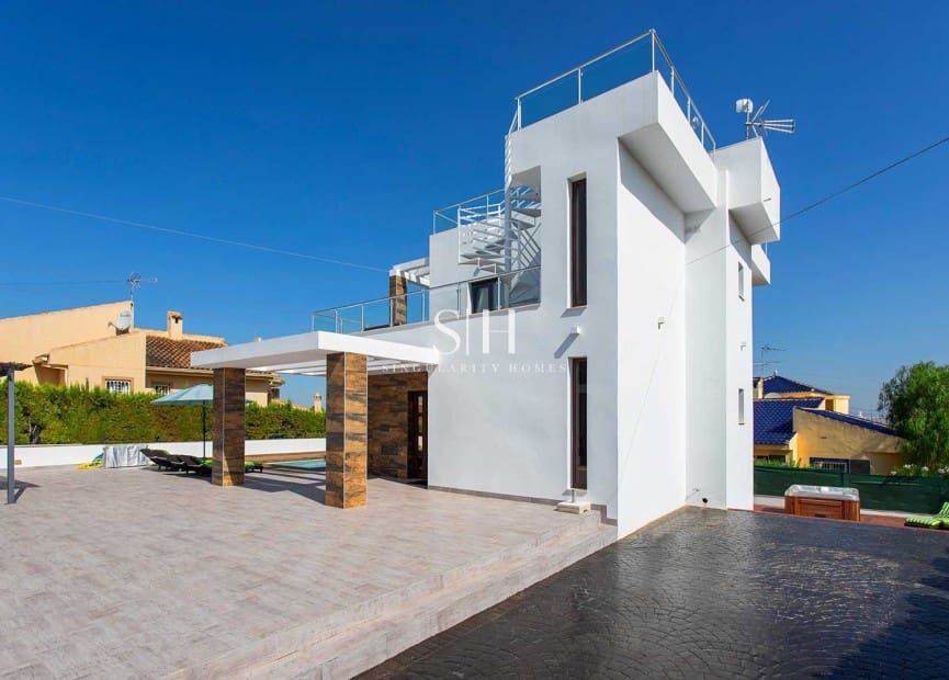 Chalet de 4 habitaciones en La Marquesa en venta con piscina garaje - 650.000 € (Ref: 9444611)