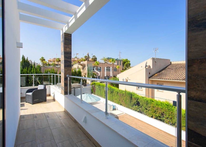 Chalet de 4 habitaciones en La Marquesa en venta con piscina garaje - 650.000 € (Ref: 9444611)