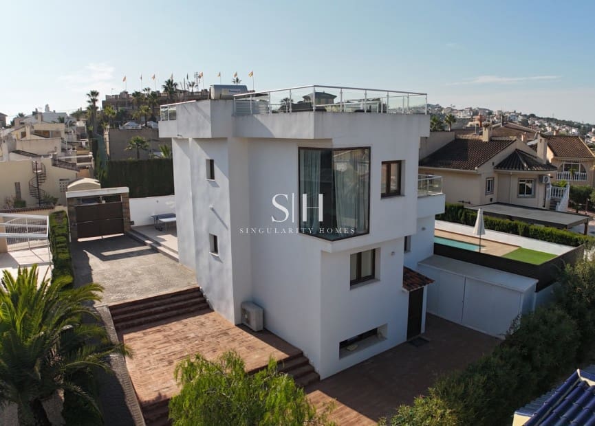 Chalet de 4 habitaciones en La Marquesa en venta con piscina garaje - 650.000 € (Ref: 9444611)