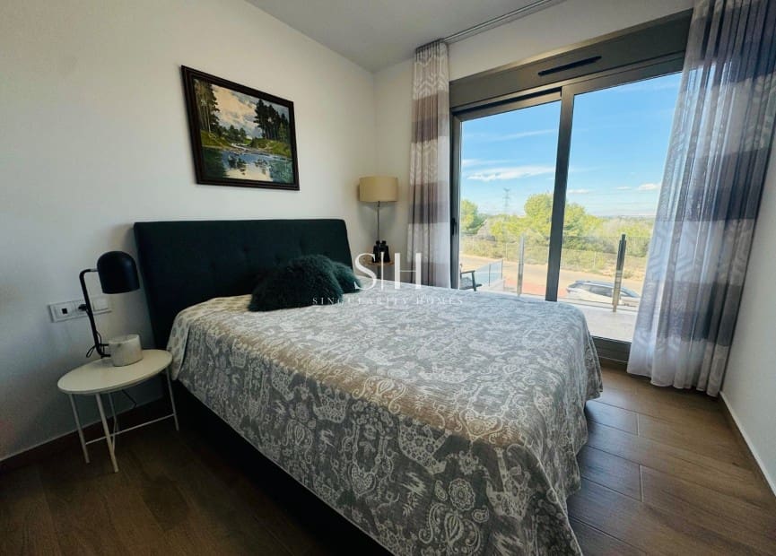 3 sovrum Villa till salu i Villamartin med pool - 448 000 € (Ref: 9444817)