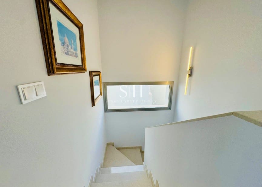 3 sovrum Villa till salu i Villamartin med pool - 448 000 € (Ref: 9444817)