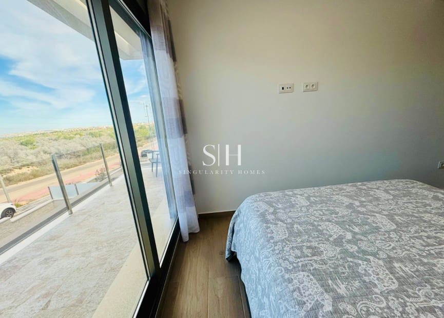 3 sovrum Villa till salu i Villamartin med pool - 448 000 € (Ref: 9444817)