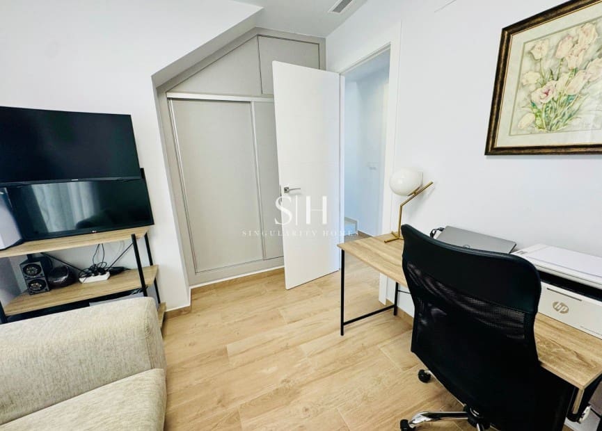 3 sovrum Villa till salu i Villamartin med pool - 448 000 € (Ref: 9444817)