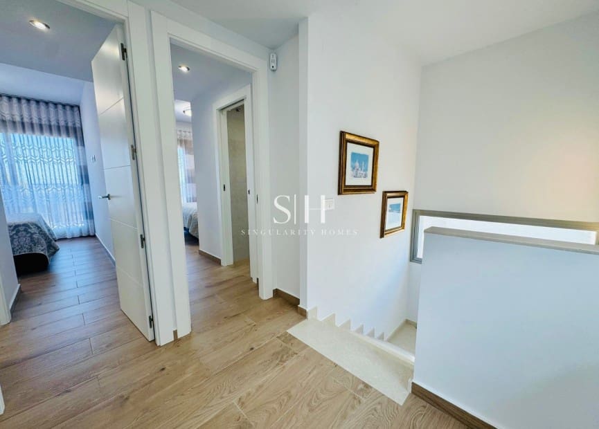 3 sovrum Villa till salu i Villamartin med pool - 448 000 € (Ref: 9444817)