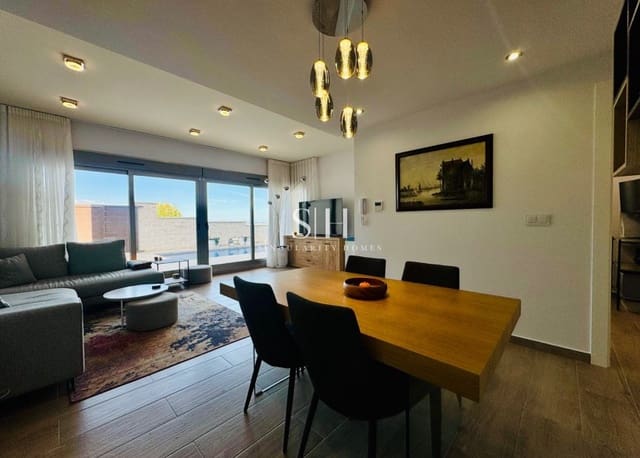 3 soverom Villa til salgs i Villamartin, Orihuela med svømmebasseng - € 448 000 (Ref: 9444817)