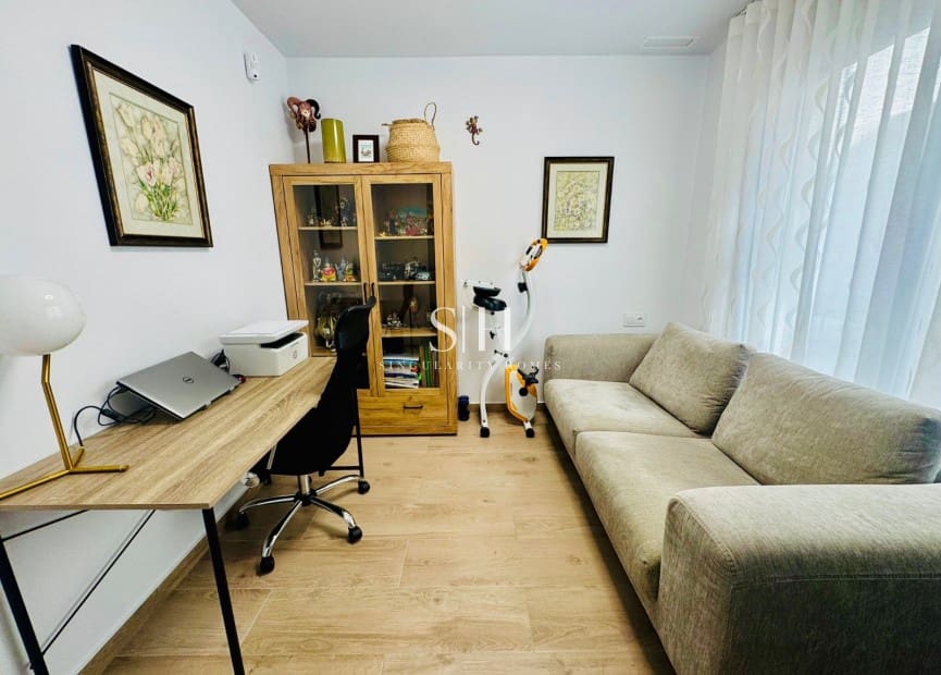 3 sovrum Villa till salu i Villamartin med pool - 448 000 € (Ref: 9444817)