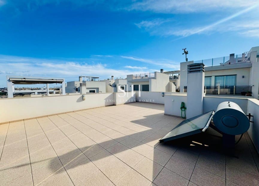 3 sovrum Villa till salu i Villamartin med pool - 448 000 € (Ref: 9444817)