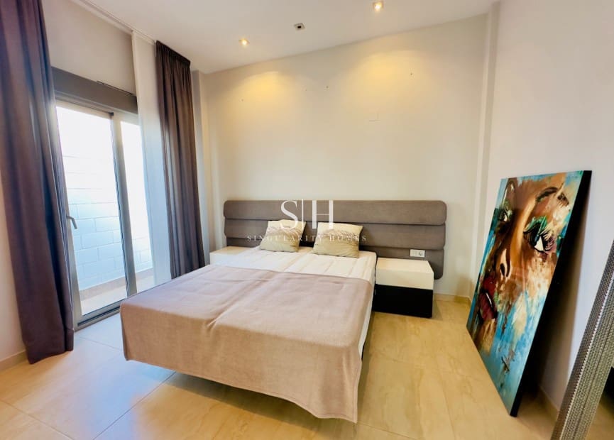 5 makuuhuone Huvila myytävänä paikassa Los Dolses mukana uima-altaan - 635 000 € (Ref: 9449592)