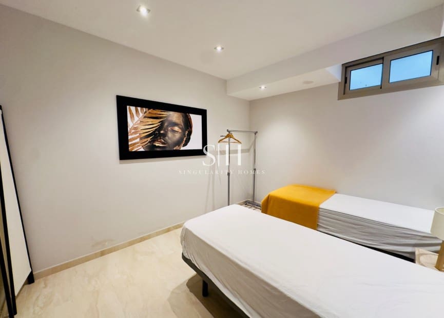 5 makuuhuone Huvila myytävänä paikassa Los Dolses mukana uima-altaan - 635 000 € (Ref: 9449592)