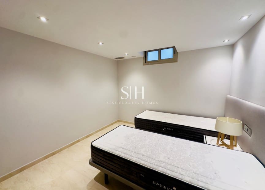 5 makuuhuone Huvila myytävänä paikassa Los Dolses mukana uima-altaan - 635 000 € (Ref: 9449592)