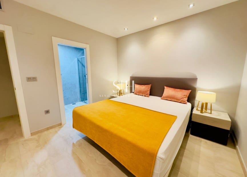 5 makuuhuone Huvila myytävänä paikassa Los Dolses mukana uima-altaan - 635 000 € (Ref: 9449592)