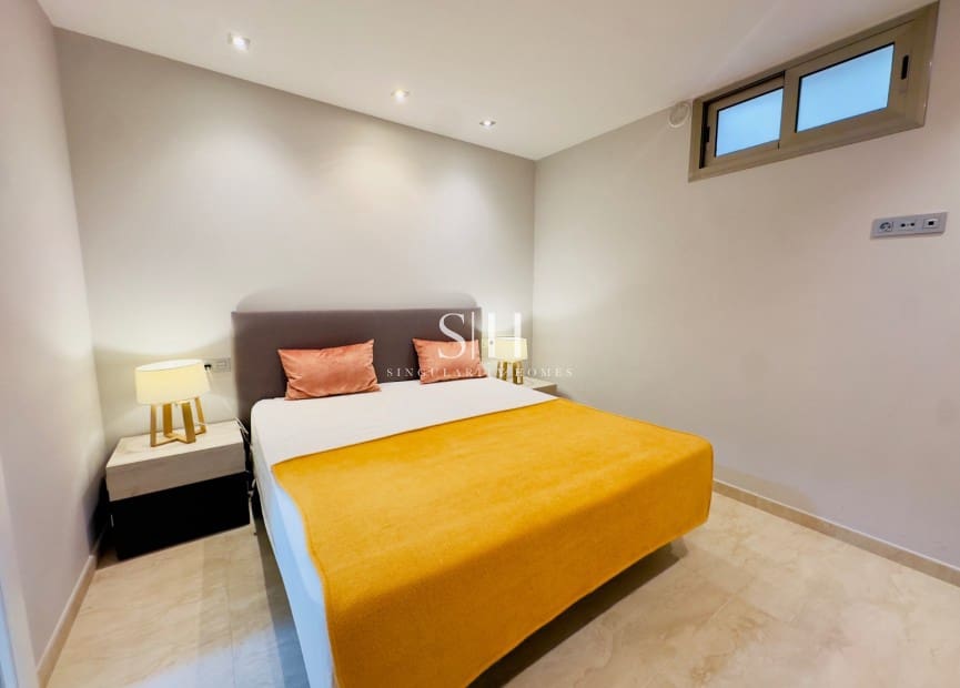 5 makuuhuone Huvila myytävänä paikassa Los Dolses mukana uima-altaan - 635 000 € (Ref: 9449592)