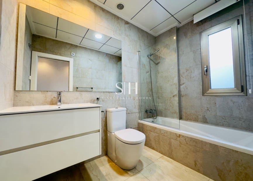 5 makuuhuone Huvila myytävänä paikassa Los Dolses mukana uima-altaan - 635 000 € (Ref: 9449592)