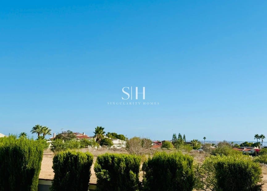 3 camera da letto Villa in vendita in Ciudad Quesada con piscina garage - 660.000 € (Rif: 9449593)