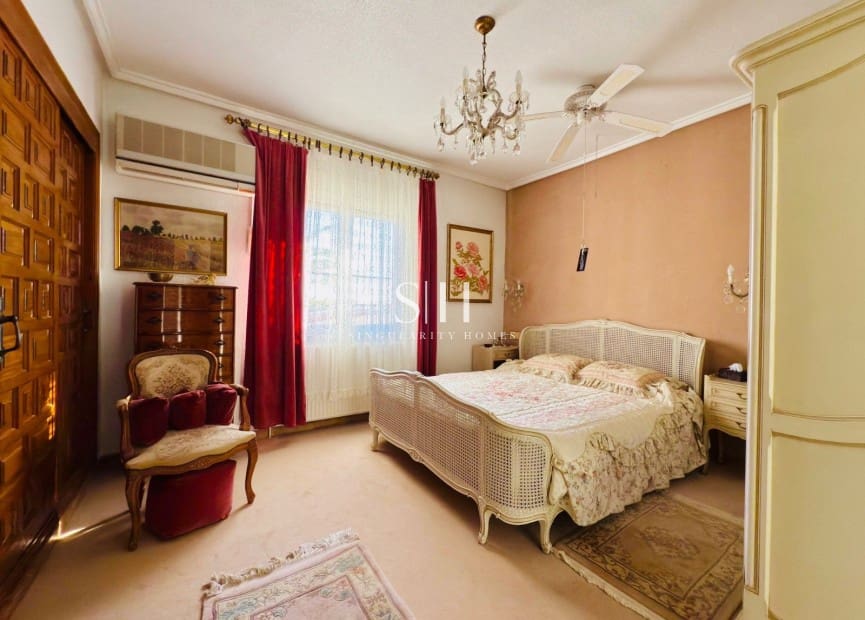 3 camera da letto Villa in vendita in Ciudad Quesada con piscina garage - 660.000 € (Rif: 9449593)