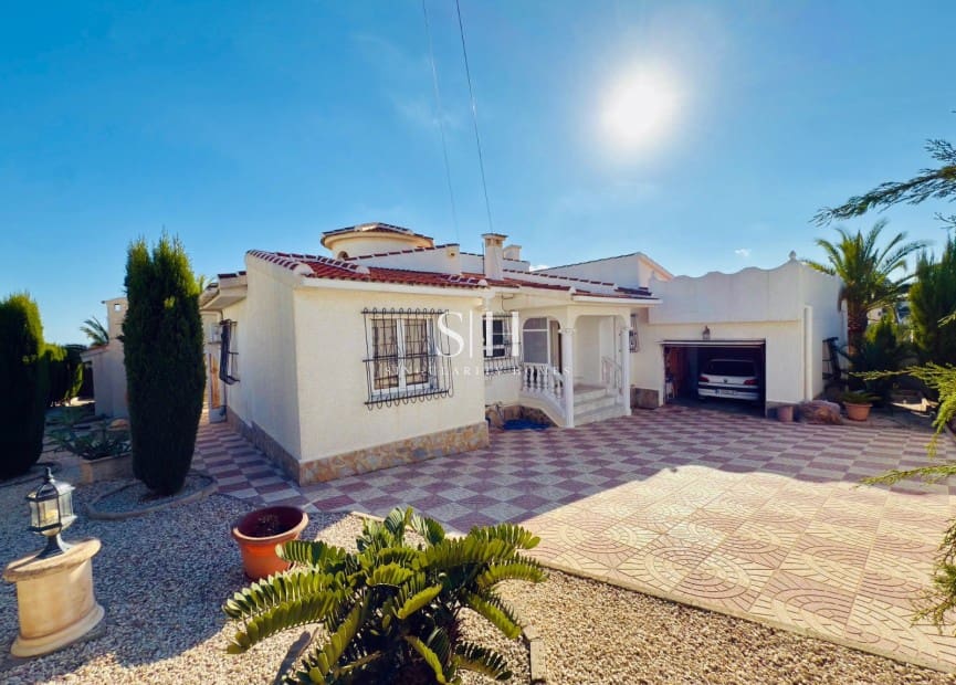 3 camera da letto Villa in vendita in Ciudad Quesada con piscina garage - 660.000 € (Rif: 9449593)