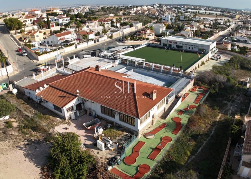 3 camera da letto Villa in vendita in Ciudad Quesada con piscina garage - 660.000 € (Rif: 9449593)