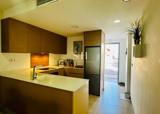 2 quarto Apartamento para venda em Pilar de la Horadada ciudad, Pilar de la Horadada com piscina - 225 000 € (Ref: 9451551)