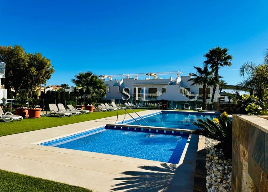 2 quarto Apartamento para venda em Pilar de la Horadada com piscina - 225 000 € (Ref: 9451551)
