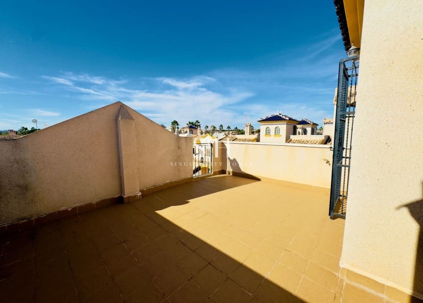 3 bedroom Townhouse for sale in El Raso with pool - € 214,900 (Ref: 9452477)