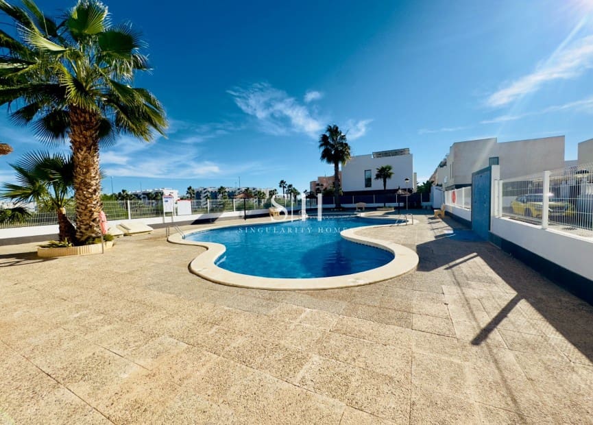 3 bedroom Townhouse for sale in El Raso with pool - € 214,900 (Ref: 9452477)