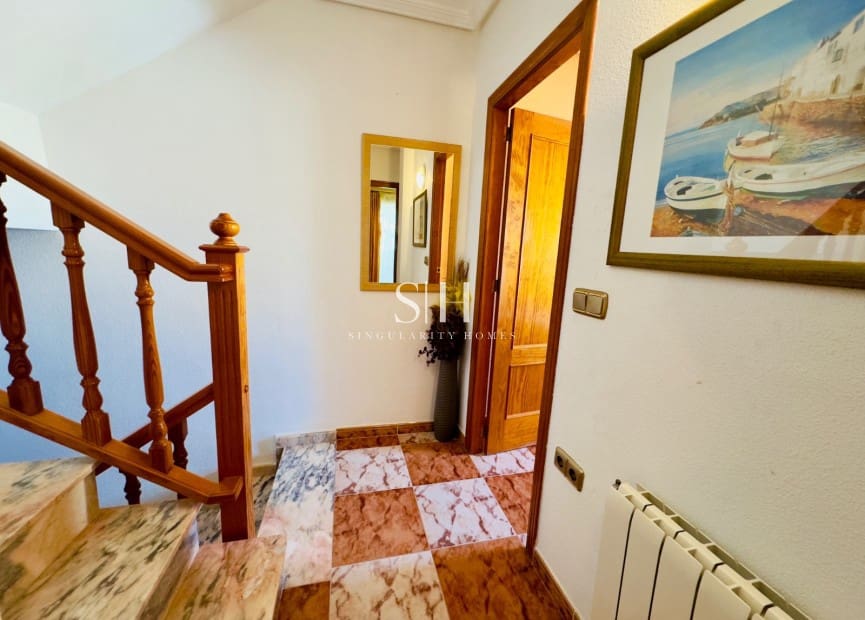 Casa de 2 habitaciones en La Regia en venta con piscina - 219.000 € (Ref: 9459648)