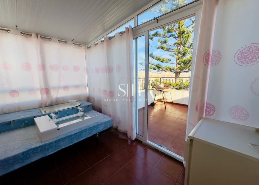 Casa de 2 habitaciones en La Regia en venta con piscina - 219.000 € (Ref: 9459648)