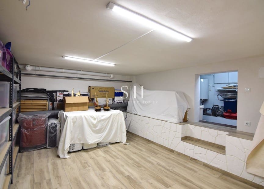 3 soverom Hus til salgs i La Florida med svømmebasseng - € 249 000 (Ref: 9460783)