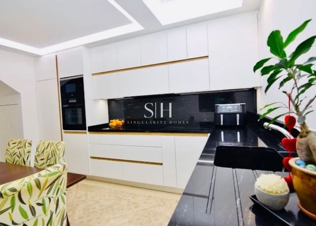 3 soverom Hus til salgs i La Florida, Orihuela med svømmebasseng - € 249 000 (Ref: 9460783)